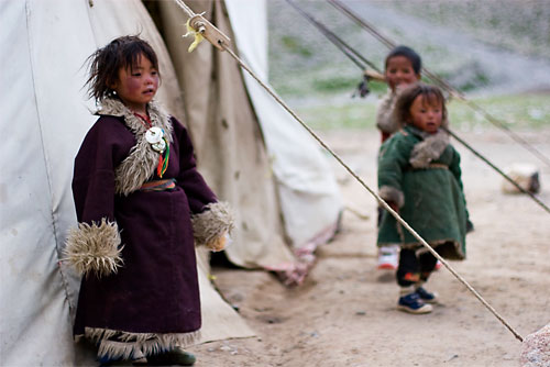 go to "Nomad children" Mount Kailash Kora, Western Tibet, image page
